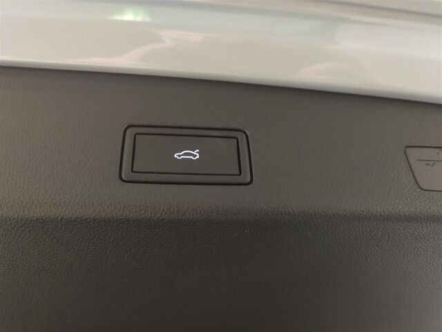 Volkswagen Golf 2026 Variant Comfort Edition 1,5 eTSI 85 kW (MHEV) DSG-automaatti, Heti toimitukseen!