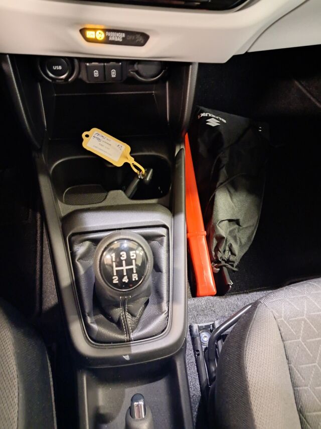 Suzuki Swift 2025 1,2 12V HYBRID 4WD GL+ 5MT