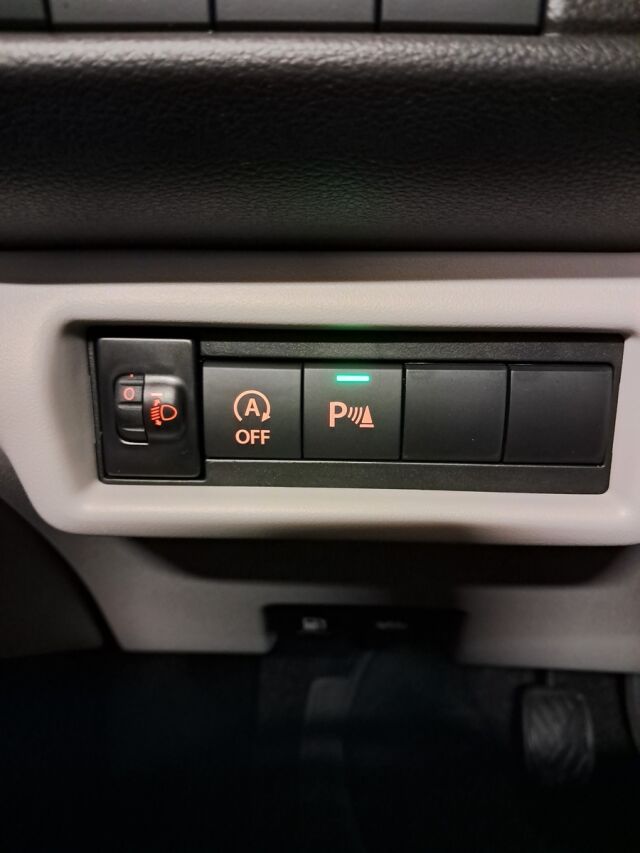 Suzuki Swift 2025 1,2 12V HYBRID 4WD GL+ 5MT
