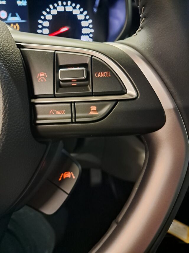 Suzuki Swift 2025 1,2 12V HYBRID 4WD GL+ 5MT
