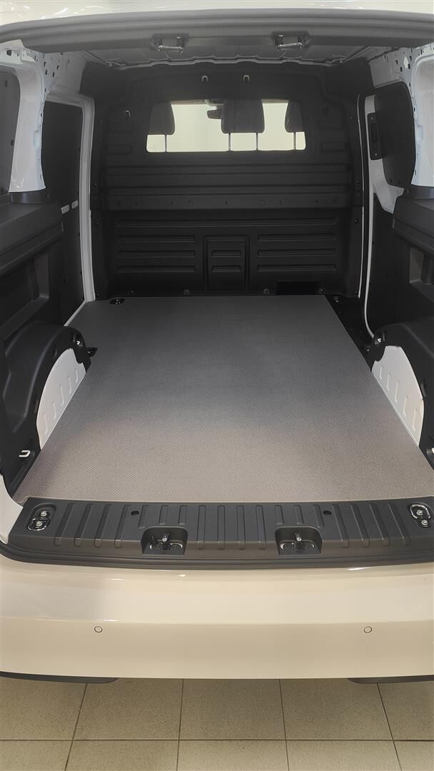 Volkswagen ID. Buzz 2026 Cargo 250kW PRO 79 kWh 4Motion Business / Esittelyauto/