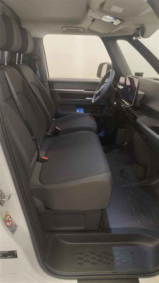 Volkswagen ID. Buzz 2026 Cargo 250kW PRO 79 kWh 4Motion Business / Esittelyauto/