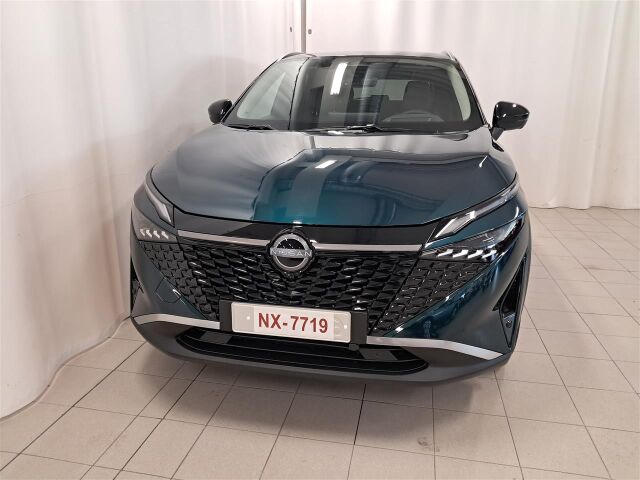 Nissan Qashqai 2026 N-Connecta, Comfort Pack, Two Tone. Esittelyauto nopeaan toimitukseen kaksilla renkailla.