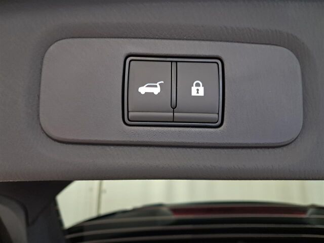 Nissan Qashqai 2026 N-Connecta, Comfort Pack, Two Tone. Esittelyauto nopeaan toimitukseen kaksilla renkailla.