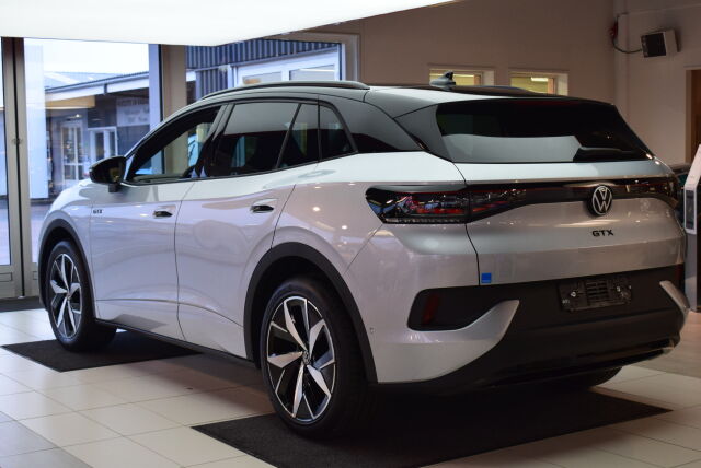 Volkswagen ID.4 2025 GTX 4MOTION 75-v Juhlamalli 250 kW, akku 79 kWh *Talvirenkaat 750€ *Heti toimitukseen!*