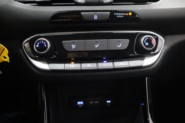 Hyundai i30 Wagon 2026 1.0 T-GDi 100 hv 7DCT-aut. Fresh Plus MY25