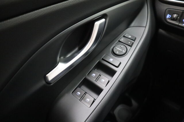 Hyundai i30 Wagon 2026 1.0 T-GDi 100 hv 7DCT-aut. Fresh Plus MY25