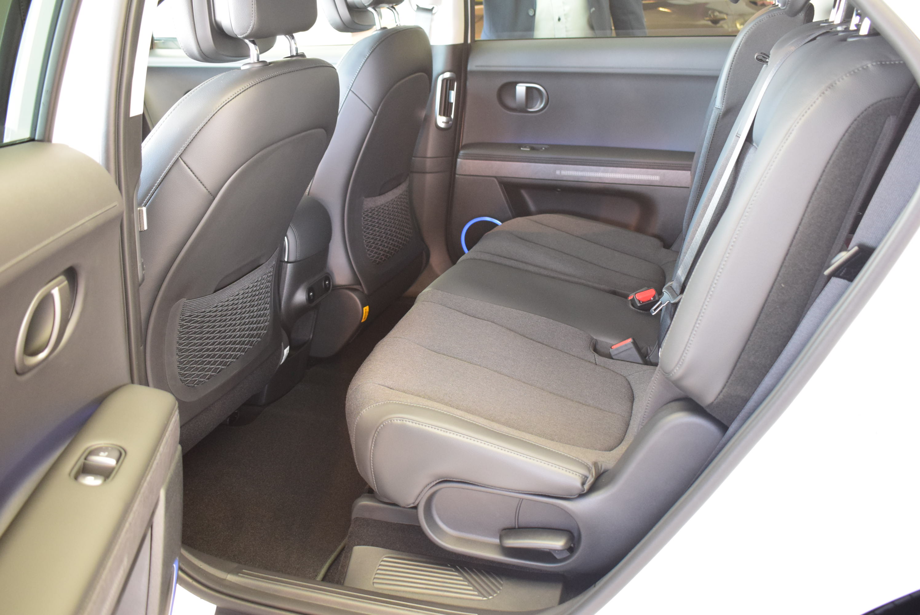 Hyundai Ioniq 5 84 kWh 325 hv AWD Style 2026, kuva 6/9