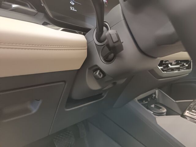 Audi Q6 e-tron 2026 Sportback quattro Vorsprung Edition. Takuu 5 vuotta / 100.000 km