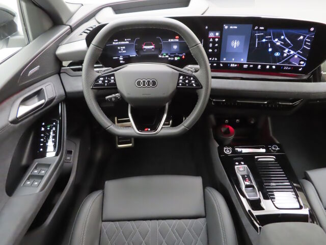 Audi Q6 e-tron 2025 Sportback quattro Vorsprung Edition: Jatkoturva kampanjalla 5 vuoden tehdastakuu/150 000km.