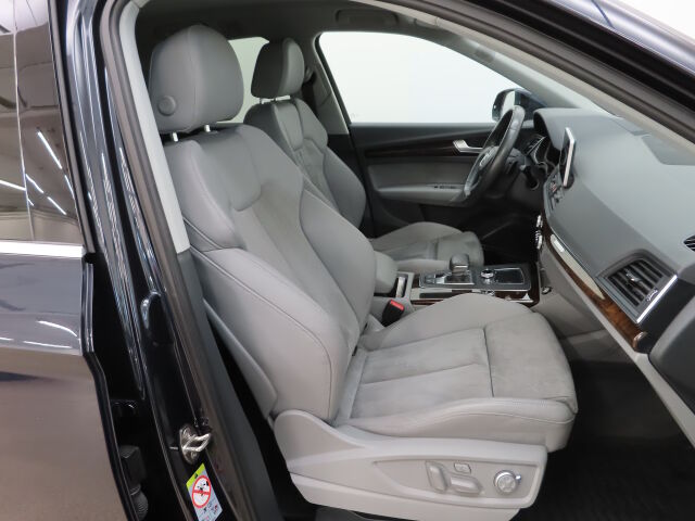 Audi Q5 2020 Launch Edition 55 TFSI e quattro S tronic Plug-in Hybrid