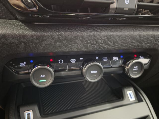 Citroen C4 2026 Max Collection Hybrid 145 Automaatti
