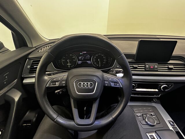 AUDI Q5 2020 55 TFSI e quattro S tronic Electrified Edition
