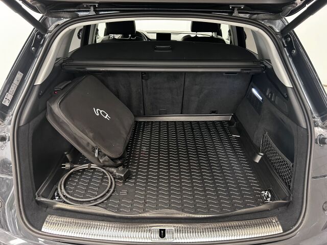 AUDI Q5 2020 55 TFSI e quattro S tronic Electrified Edition