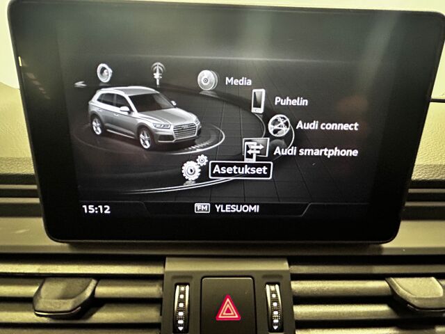 AUDI Q5 2020 55 TFSI e quattro S tronic Electrified Edition