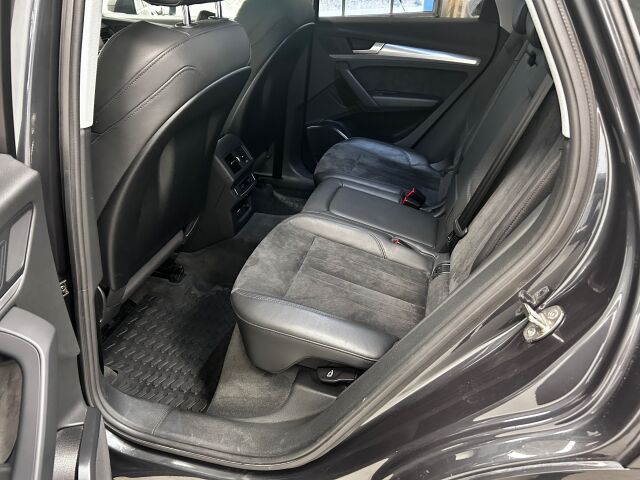 AUDI Q5 2020 55 TFSI e quattro S tronic Electrified Edition