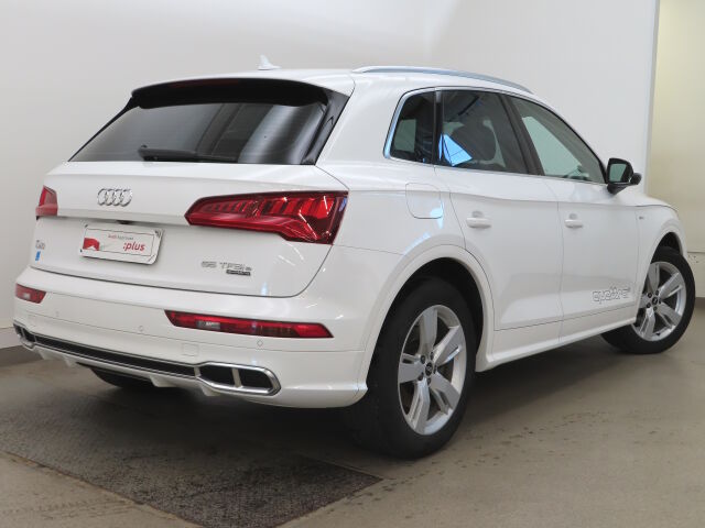AUDI Q5 2021 55 TFSI e quattro S tronic Electrified Edition