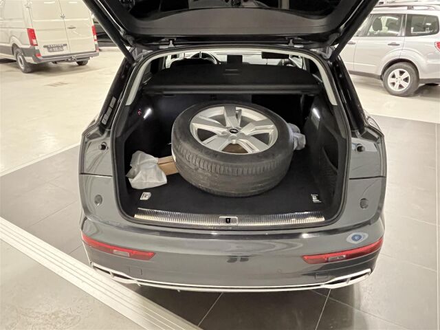 Audi Q5 2021 55 TFSI e quattro S tronic Electrified Edition, 1-omisteinen huippu varusteilla!