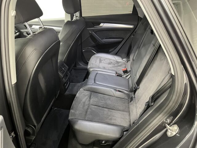 Audi Q5 2021 55 TFSI e quattro S tronic Electrified Edition, 1-omisteinen huippu varusteilla!