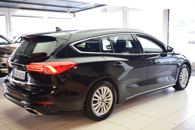 FORD Focus 2021 1,5 EcoBoost 150hv A8 Vignale Wagon