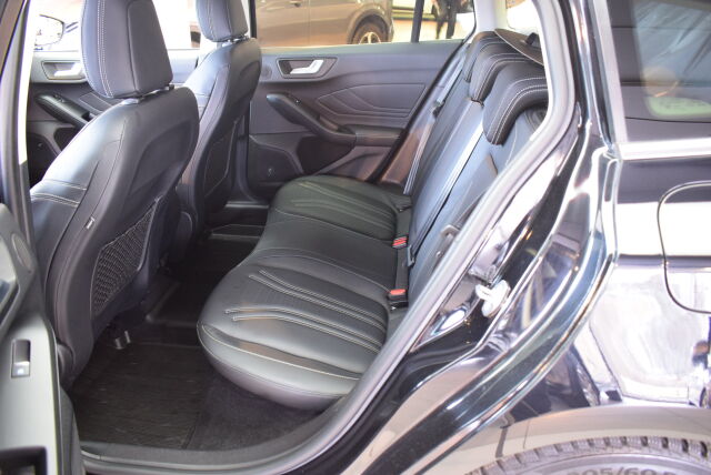 FORD Focus 2021 1,5 EcoBoost 150hv A8 Vignale Wagon