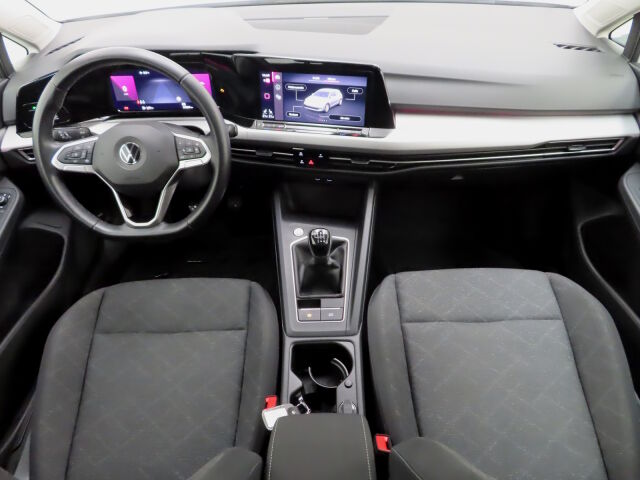 Volkswagen Golf 2021 1,0 TSI 81 kW