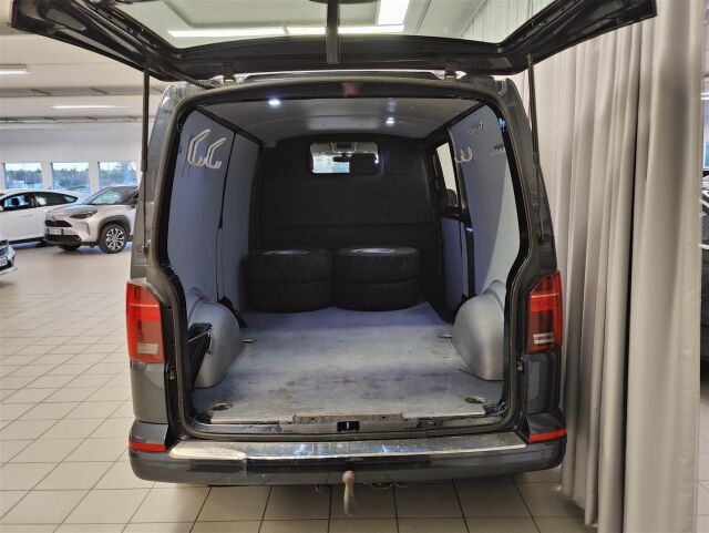 VOLKSWAGEN Transporter 2020 umpipakettiauto Pitkä 2,0 TDI 110 kW 4Motion 204M