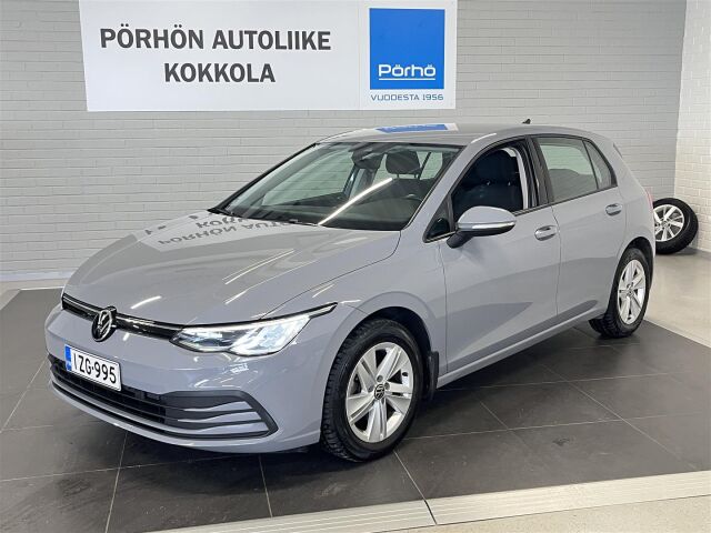 VOLKSWAGEN Golf 2021 1,0 TSI 81 kW