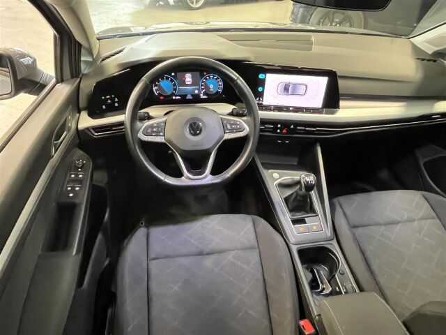 VOLKSWAGEN Golf 2021 1,0 TSI 81 kW
