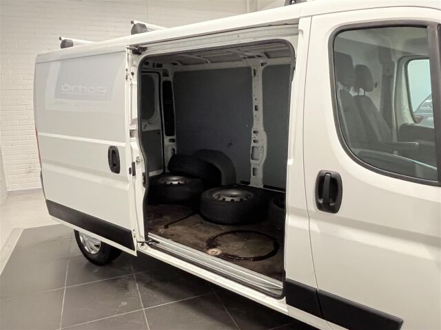 CITROEN Jumper 2020 BlueHDi 120 35 L2H1, 1-omisteinen, alv.väh.kelpoinen!