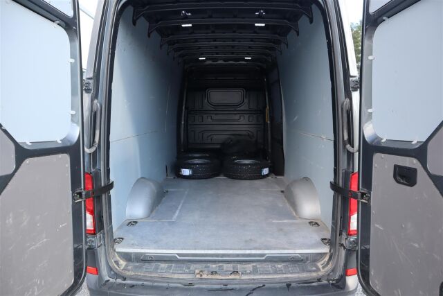 VOLKSWAGEN Crafter 2021 35 umpipakettiauto 2,0 TDI 130 kW 4Motion 8at, 4490