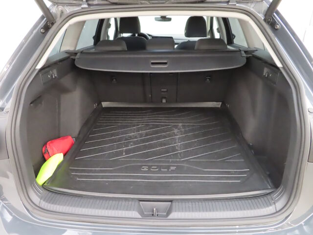 Volkswagen Golf 2021 Variant 1,5 eTSI 110 kW (MHEV) DSG-automaatti