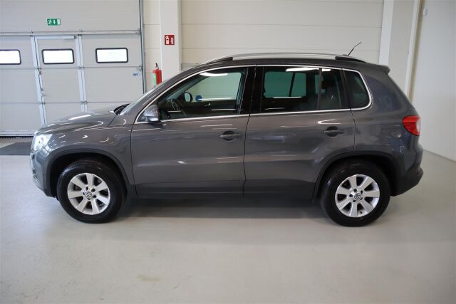 VOLKSWAGEN Tiguan 2011 Sport & Style 2,0 TDI 103 kW (140 hv) 4MOTION DSG-automaatti
