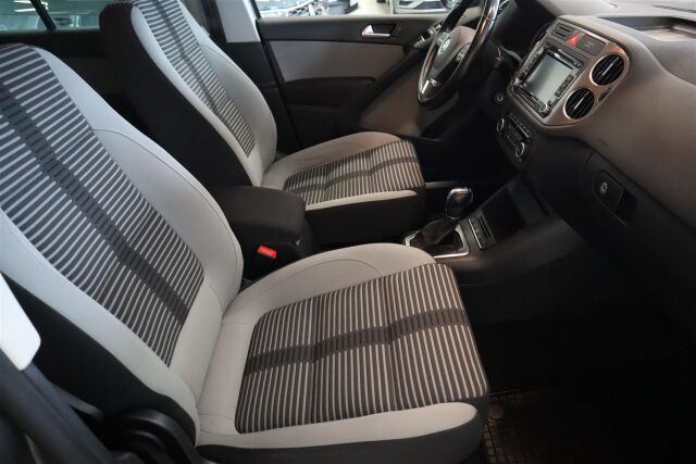 VOLKSWAGEN Tiguan 2011 Sport & Style 2,0 TDI 103 kW (140 hv) 4MOTION DSG-automaatti