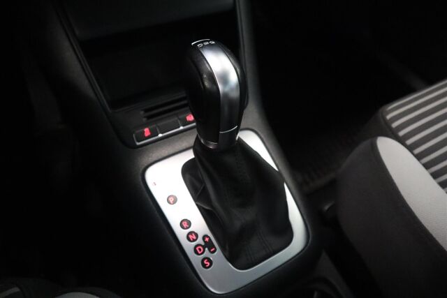 VOLKSWAGEN Tiguan 2011 Sport & Style 2,0 TDI 103 kW (140 hv) 4MOTION DSG-automaatti