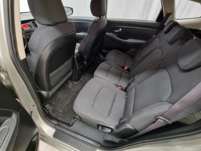 KIA Carens 2013 1,6 ISG LX EcoDynamics 5P   / Koukku / Tutka / Moottorinlämmitin