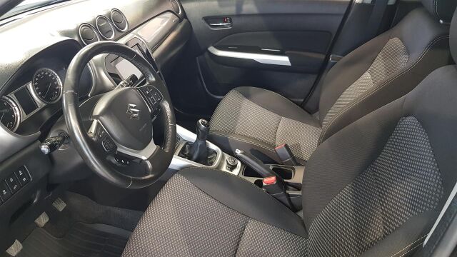 SUZUKI Vitara 2015 1,6 VVT 4WD GL+ 5MT