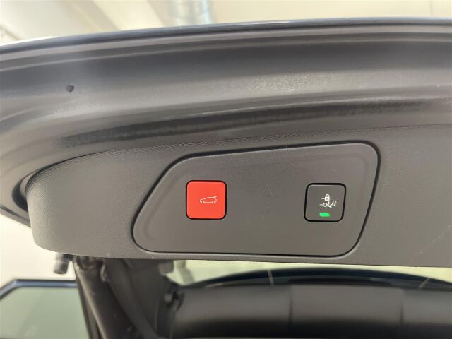 PEUGEOT 3008 2022 Allure Pack Anniversary Hybrid 225 EAT8-automaatti***HYVIN PIDETTY LEIJONA 1 -OMISTAJALTA**