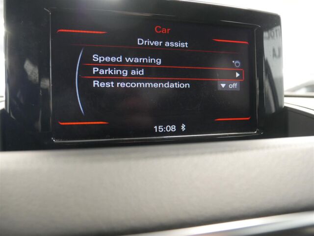 AUDI Q3 2014 Business II 1,4 TFSI 110 kW S tronic