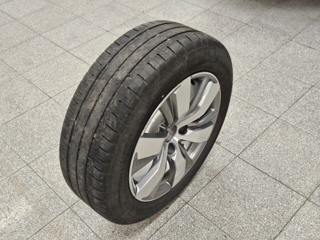 PEUGEOT 2008 2016 Vision VTi 82