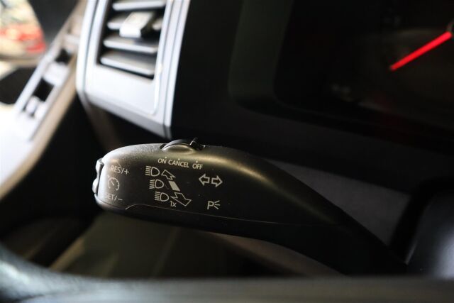 VOLKSWAGEN Transporter 2017 umpipakettiauto Lyhyt 2,0 TDI 62 kW  ALV-vähennyskelpoinen!