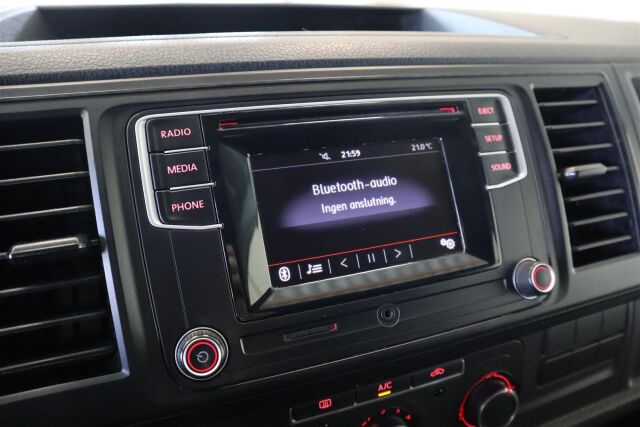 VOLKSWAGEN Transporter 2017 umpipakettiauto Lyhyt 2,0 TDI 62 kW  ALV-vähennyskelpoinen!