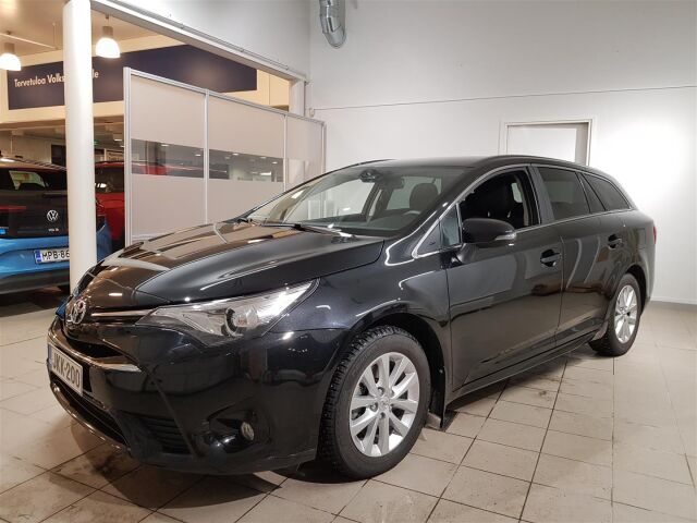 TOYOTA Avensis 2017 1,8 Valvematic Active Edition Touring Sports Multidrive S *LÖYTÖ! / VÄHÄN AJETTU!*