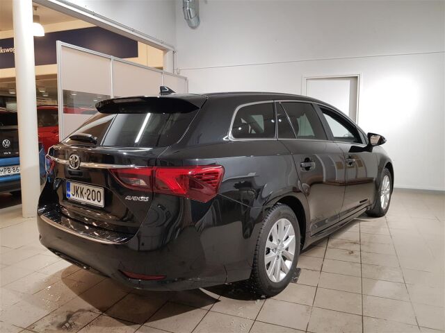 TOYOTA Avensis 2017 1,8 Valvematic Active Edition Touring Sports Multidrive S *LÖYTÖ! / VÄHÄN AJETTU!*