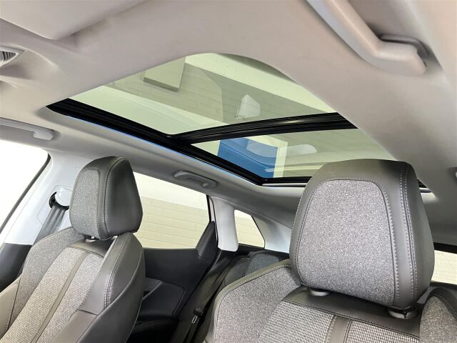 PEUGEOT 3008 2017 Allure PureTech 130 Automaatti, hyvät varusteet! Hieno yksilö!
