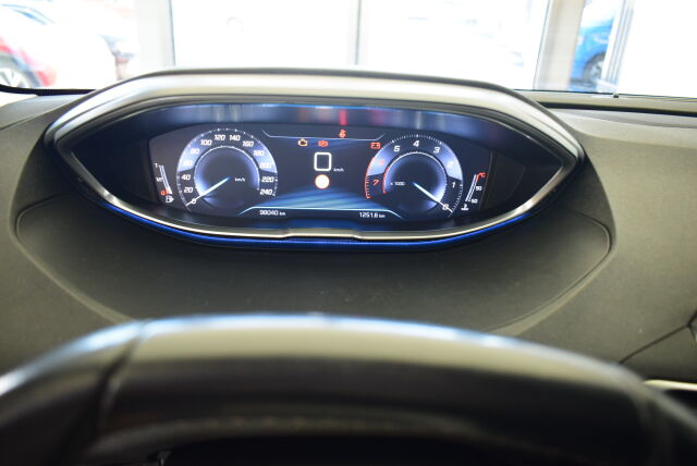 PEUGEOT 3008 2017 Active PureTech 130