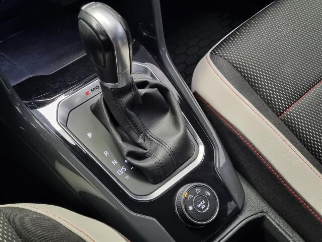 VOLKSWAGEN T-Roc 2018 Sport 2,0 TDI SCR 110 kW (150 hv) 4MOTION DSG  *Vetokoukku/ACC/Webasto/Navi *