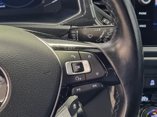 VOLKSWAGEN T-Roc 2018 Sport 2,0 TDI SCR 110 kW (150 hv) 4MOTION DSG  *Vetokoukku/ACC/Webasto/Navi *