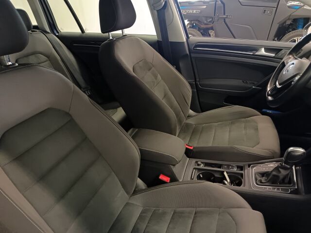 VOLKSWAGEN Golf 2018 Variant Highline 1,5 TSI EVO 96 kW (130 hv) BLUEM. DSG-aut.*fiksu farkku kaikilla mausteilla*