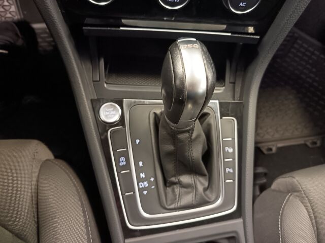 VOLKSWAGEN Golf 2018 Variant Highline 1,5 TSI EVO 96 kW (130 hv) BLUEM. DSG-aut.*fiksu farkku kaikilla mausteilla*